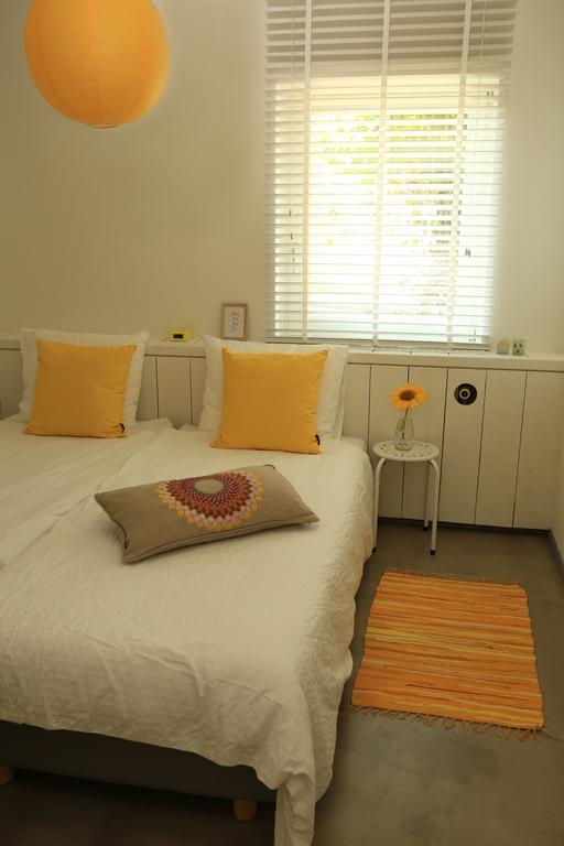 Welsden Dertien Bed & Breakfast Margraten Room photo