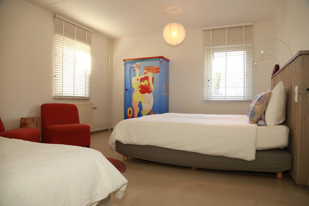 Welsden Dertien Bed & Breakfast Margraten Exterior photo